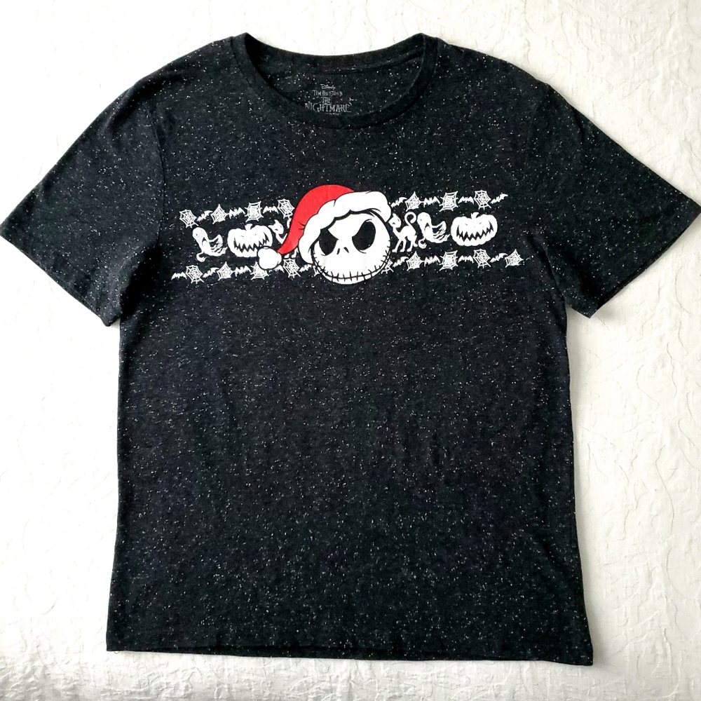 The Nightmare Before Christmas Black Halloween Santa Tee, Size Medium